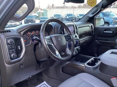 2020 Chevrolet Silverado 1500 Crew Cab Standard Box 4-Wheel Drive RST