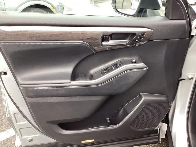 2022 Toyota Highlander Platinum AWD (Natl)