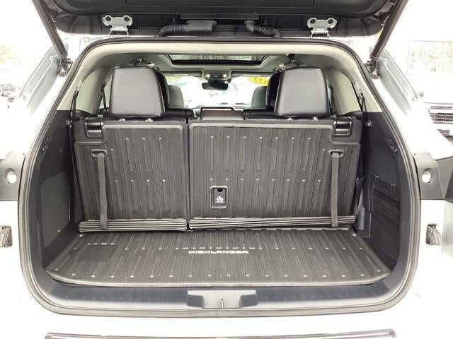 2022 Toyota Highlander Platinum AWD (Natl)