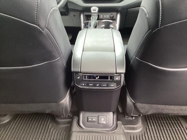 2022 Toyota Highlander Platinum AWD (Natl)