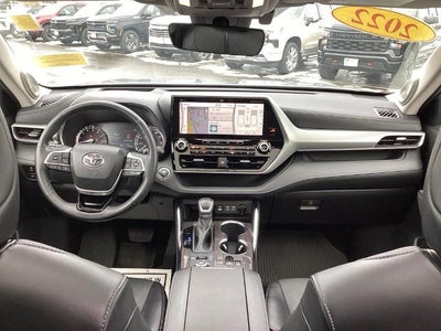 2022 Toyota Highlander Platinum AWD (Natl)