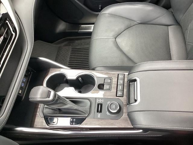 2022 Toyota Highlander Platinum AWD (Natl)