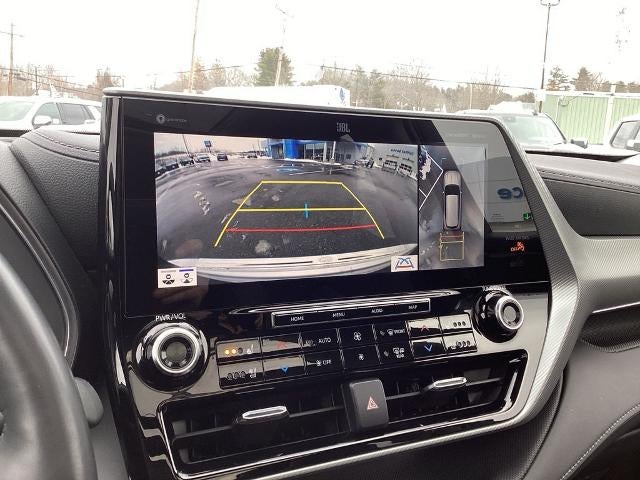 2022 Toyota Highlander Platinum AWD (Natl)