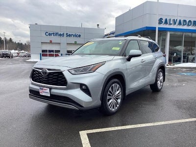 2022 Toyota Highlander Platinum AWD (Natl)