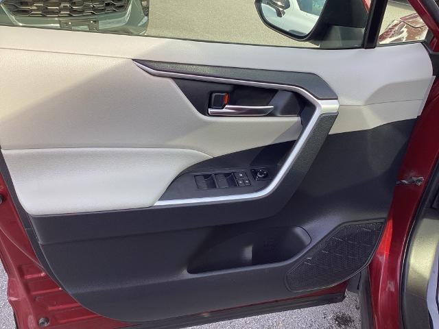 2019 Toyota RAV4 XLE AWD (Natl)