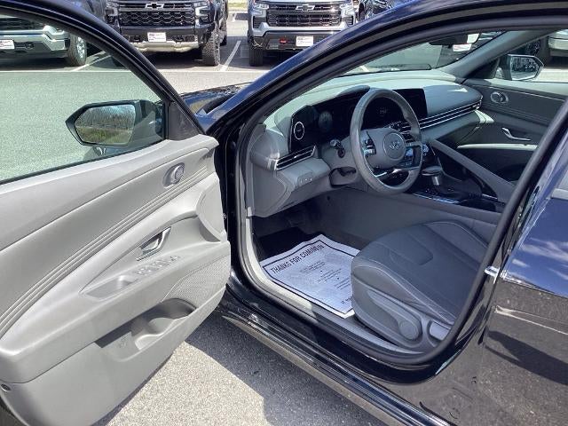 2023 Hyundai ELANTRA SEL IVT