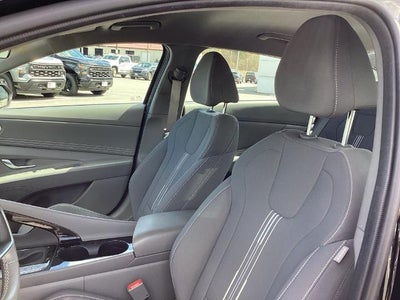2023 Hyundai ELANTRA SEL IVT