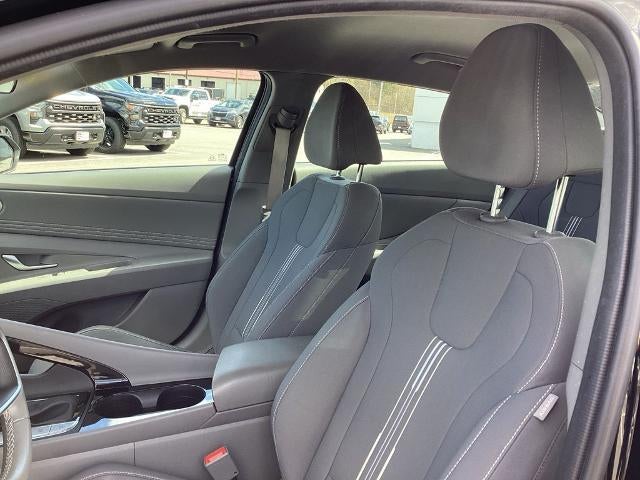 2023 Hyundai ELANTRA SEL IVT