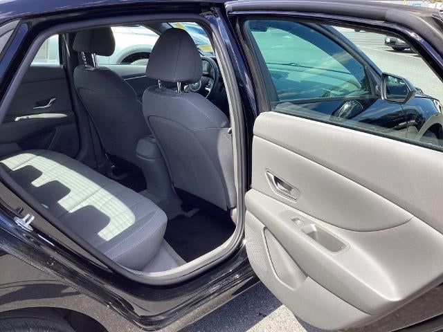 2023 Hyundai ELANTRA SEL IVT